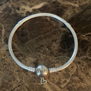 Authentic LIMITED EDITION Pandora Valentines Day 2020 Bracelet S925 ALE